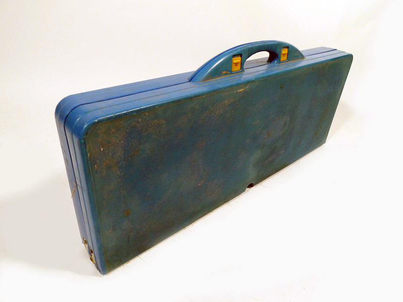 conjunto maleta pic-nic plastico aluminio 66x84x135 mesa 64x84 maleta 32x84x10 (18eu.) 1u